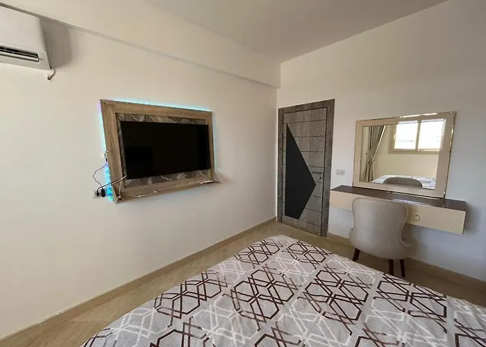 Apartment New 1br Balcony Full Kitchen